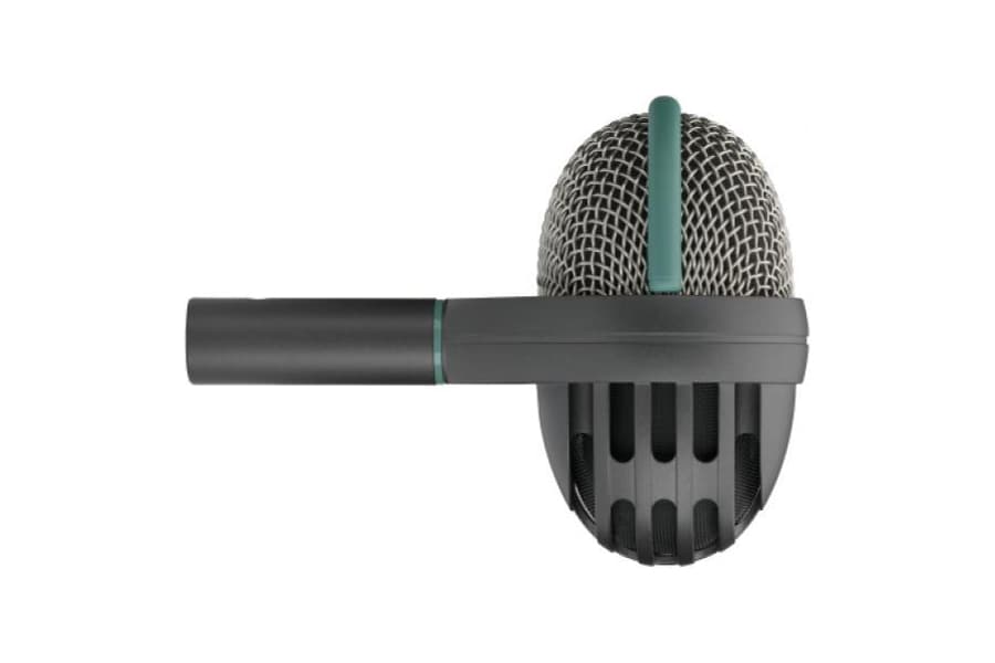 https://blog-dev.landr.com/wp-content/uploads/2018/12/Best-Microphones_10-AKG_d112.jpg